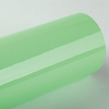 Película fotoluminiscente de color verde claro en la cinta oscura